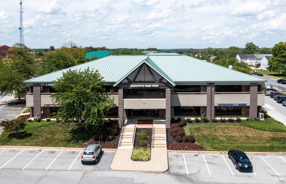 3100 Lord Baltimore Dr, Windsor Mill, MD à louer - Aérien – Image 2 sur 4