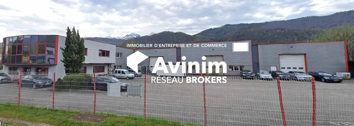 Local d'activités dans Domène à vendre Photo de l’immeuble– Image 1 sur 2
