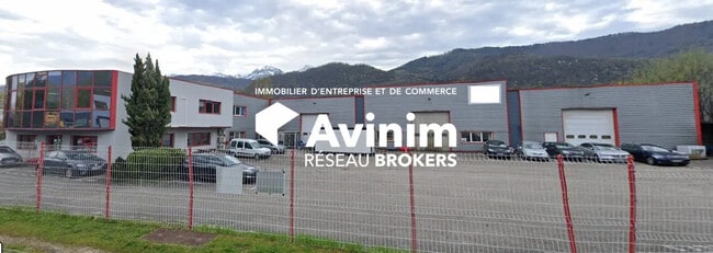 Plus de détails pour Local d’activités à vendre