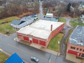 468 E Washington St, New Castle, PA à louer Aérien– Image 2 sur 25