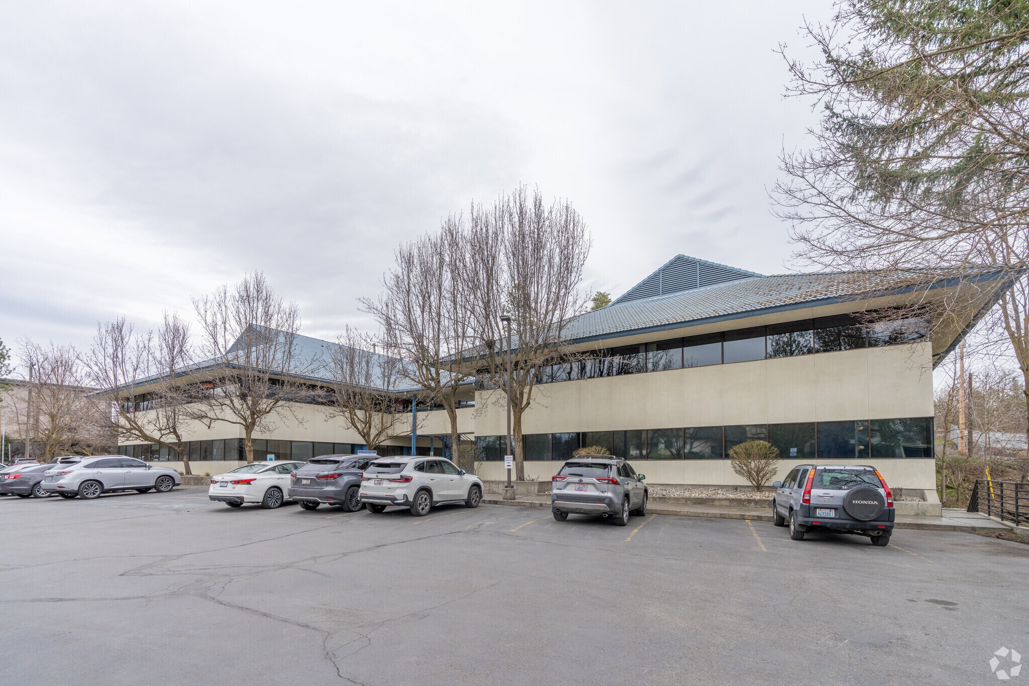 1403 S Grand Blvd, Spokane, WA à louer Photo principale– Image 1 sur 5