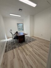 3073-3097 Brickhouse Ct, Virginia Beach, VA à louer Photo intérieure– Image 1 sur 4