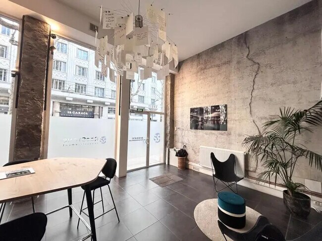 Plus de détails pour 74 Avenue Maréchal De Saxe, Lyon - Bureau à louer