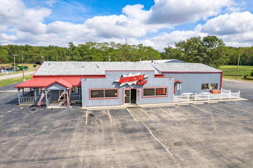 31 S Ludlow Rd, Urbana, OH à vendre - Photo de l’immeuble – Image 2 sur 48