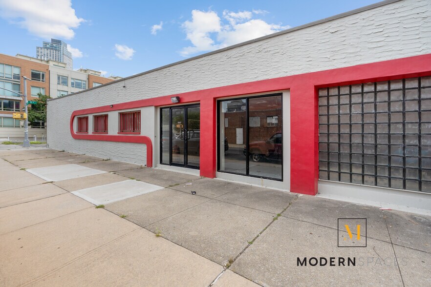 4530 11th St, Long Island City, NY à louer - Photo de l’immeuble – Image 3 sur 15