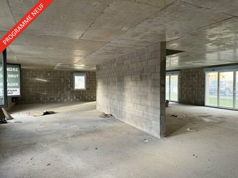 Bureau dans Déville-lès-Rouen à vendre - Photo de l’immeuble – Image 2 sur 5