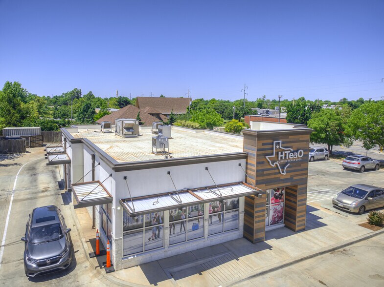 10805 N May Ave, Oklahoma City, OK à vendre - Photo de l’immeuble – Image 3 sur 11