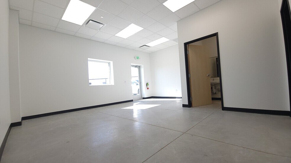 5957 Chandler Rd, Hutto, TX à louer - Photo de l’immeuble – Image 3 sur 9