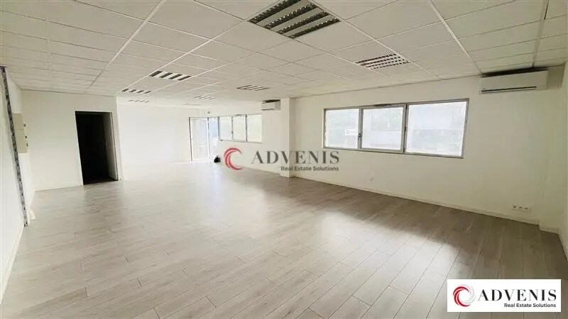 Bureau dans Canéjan à louer - Photo de l’immeuble – Image 3 sur 7