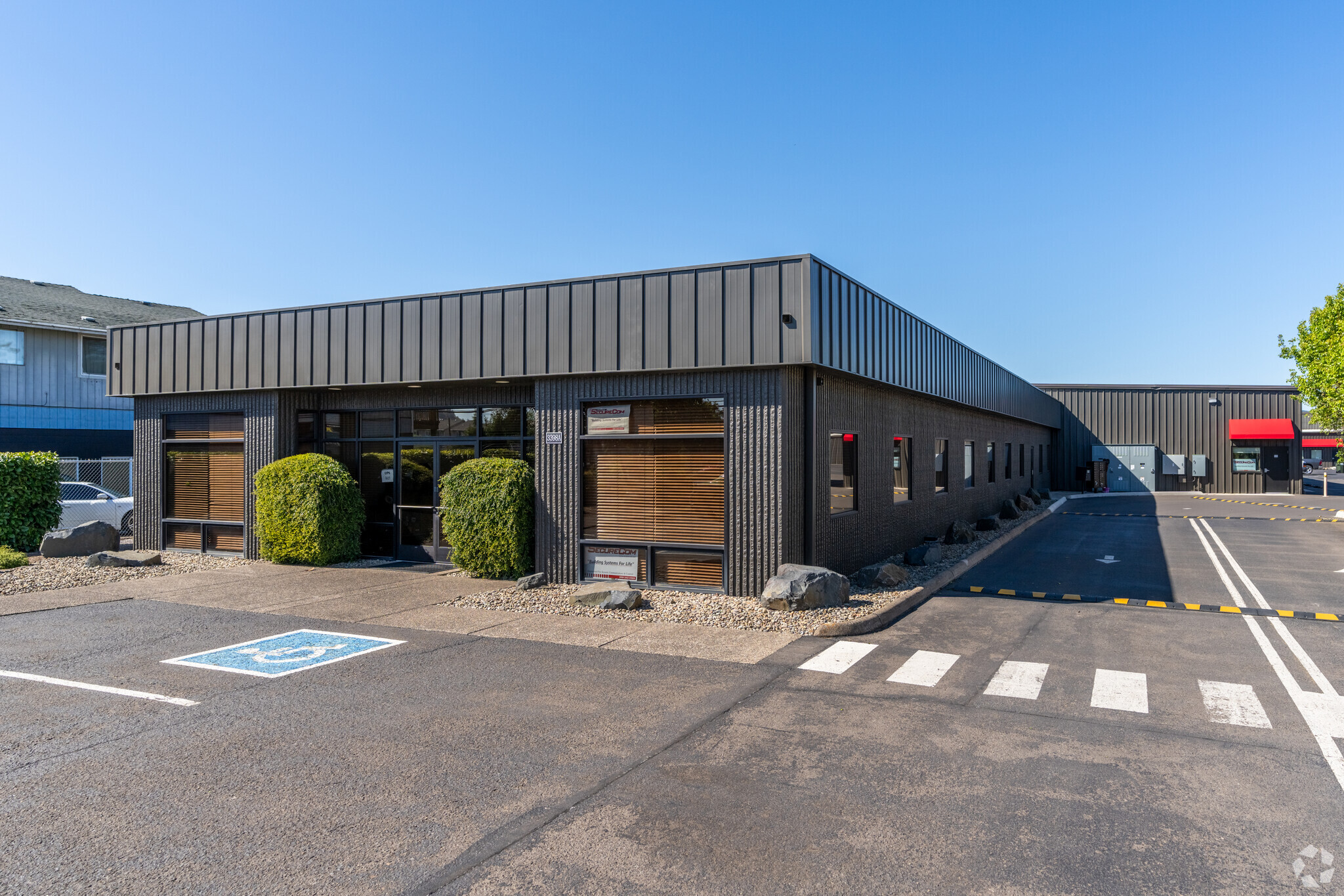 3400 Main St, Springfield, OR à louer Photo principale– Image 1 sur 7