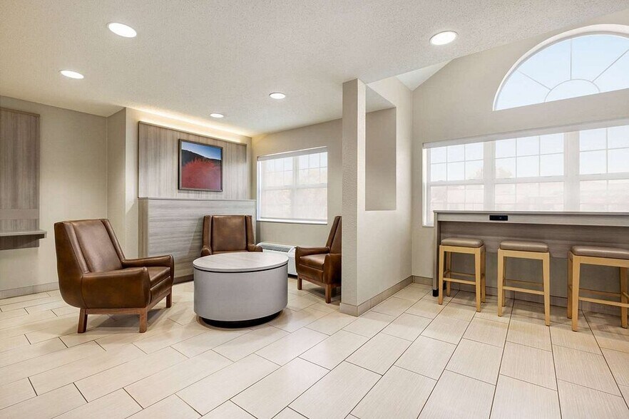 424 20th S St, New Ulm, MN à vendre - Photo de l’immeuble – Image 3 sur 11