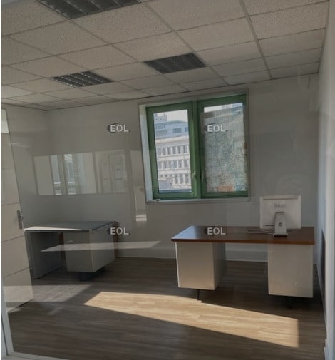 Bureau dans Pantin à louer - Photo de l’immeuble – Image 3 sur 12