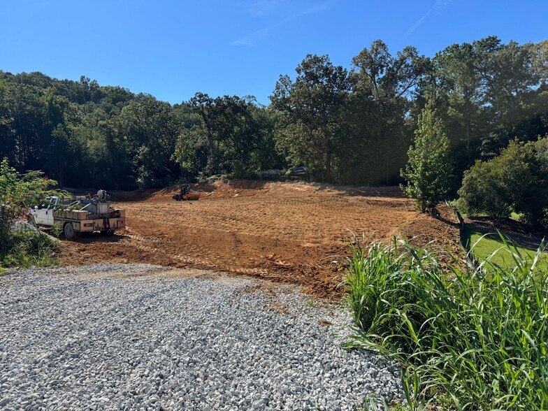 300 Midridge Ln, Pelham, AL à louer - Photo de la construction – Image 2 sur 6