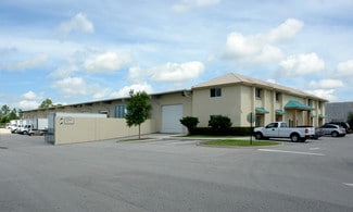 Plus de détails pour 740 NW Enterprise Dr, Port Saint Lucie, FL - Industriel/Logistique à louer