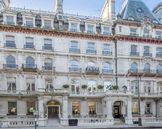22 Grosvenor Gdns, Londres à louer Photo de l’immeuble– Image 1 sur 53