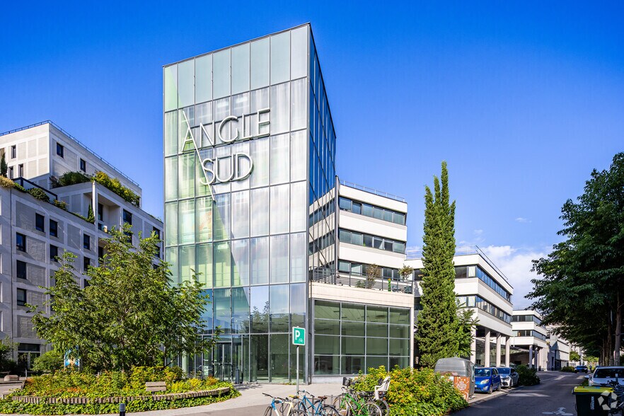 23 Rue Crépet, Lyon à louer - Photo de l’immeuble – Image 2 sur 32