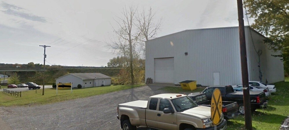 4 Washington St, Leetonia, OH à louer Photo principale– Image 1 sur 19