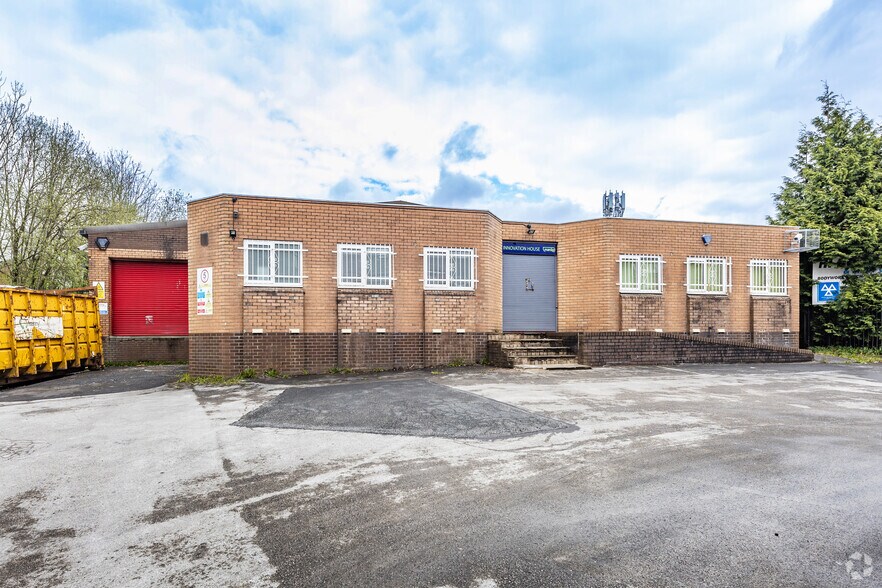 Hamer Ln, Rochdale à vendre - Photo de l’immeuble – Image 3 sur 3