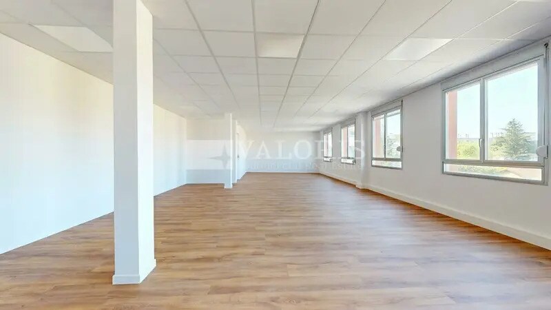 32 Rue De La République, Décines-Charpieu à louer - Photo intérieure – Image 3 sur 9