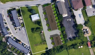 Plus de détails pour 225 16th Av, Richmond Hill, ON - Terrain à vendre