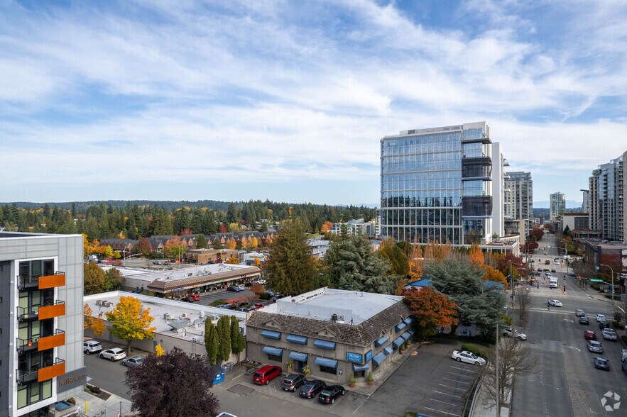 10306 NE 10th St, Bellevue, WA à vendre - Aérien – Image 2 sur 3