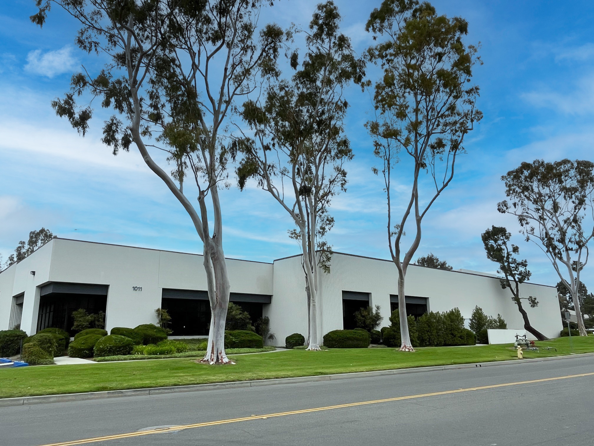 1011-1031 Avenida Acaso, Camarillo, CA à louer Photo de l’immeuble– Image 1 sur 3