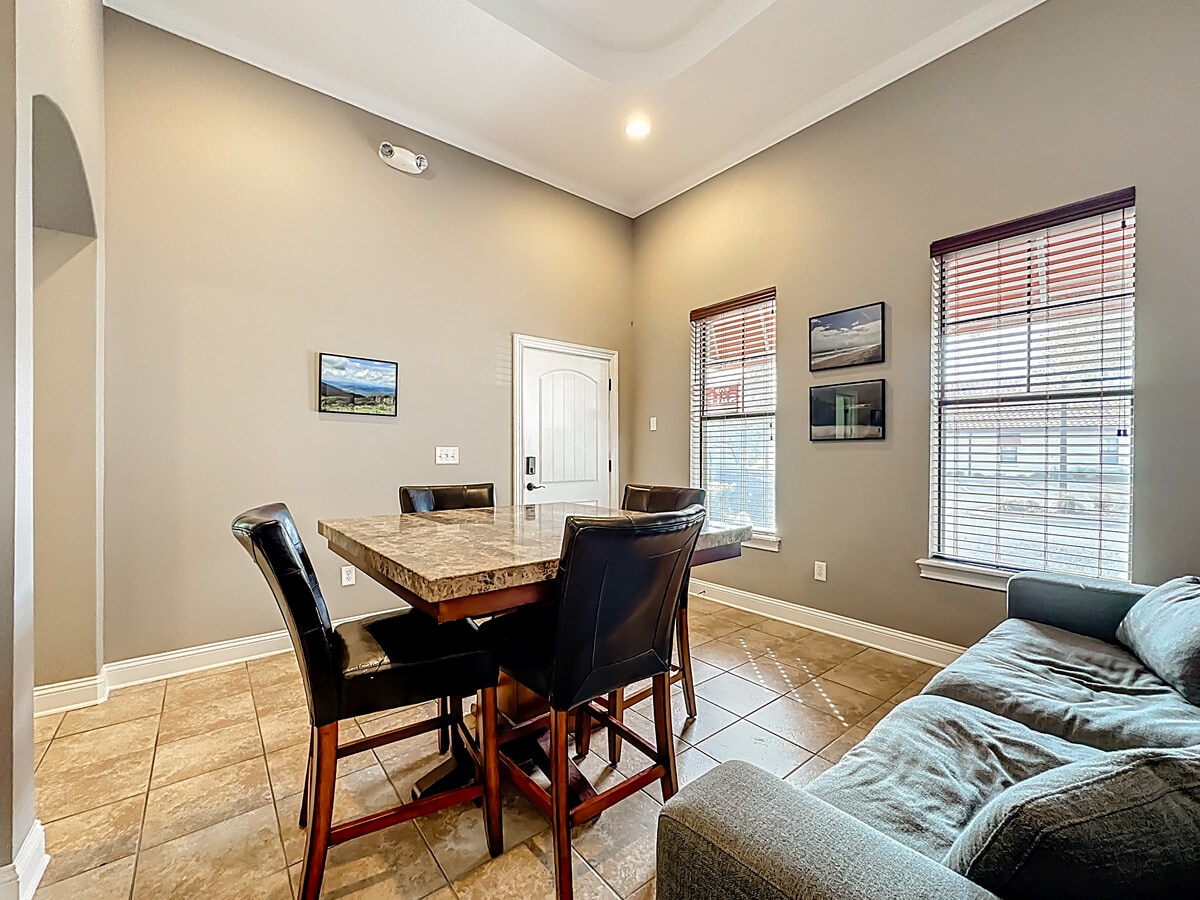344 Paseo Reyes Dr, Saint Augustine, FL 32095 - Lot 344 -  - Hall d’entrée - Image 2 of 14