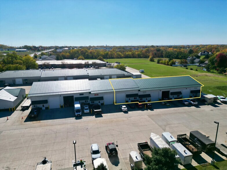 6990 NE 14th St, Ankeny, IA à louer - Photo de l’immeuble – Image 2 sur 5