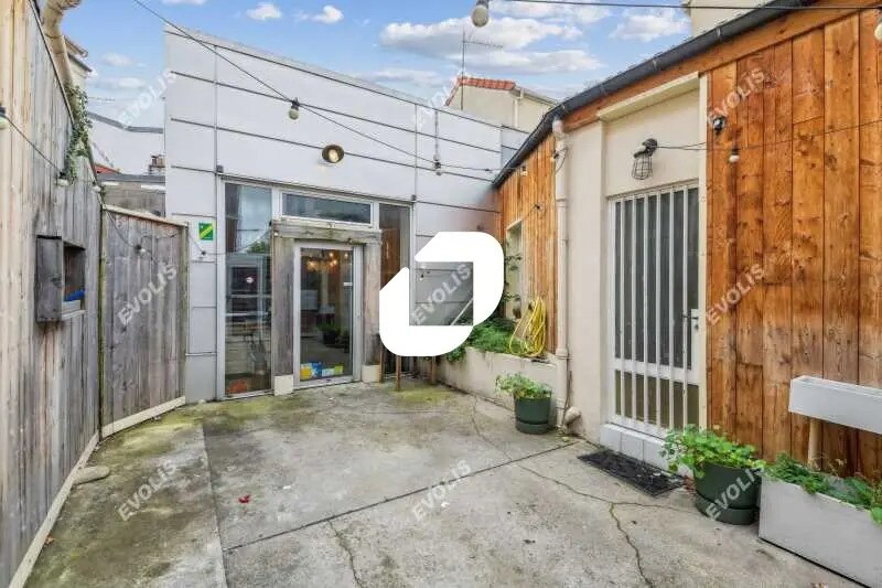 Bureau dans Gentilly à vendre - Photo de l’immeuble – Image 1 sur 11