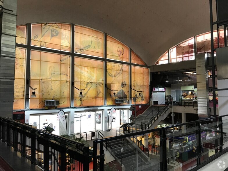 Plaza la Cebada, 17, Madrid, Madrid à vendre - Photo de l’immeuble – Image 3 sur 3