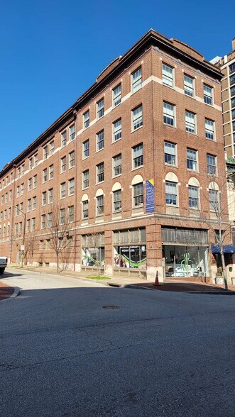 516 N Charles St, Baltimore, MD à louer - Photo de l’immeuble – Image 3 sur 16
