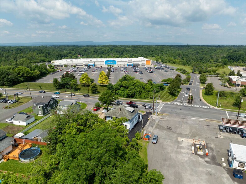 300 Route 9W, Glenmont, NY à vendre - Photo de l’immeuble – Image 3 sur 80