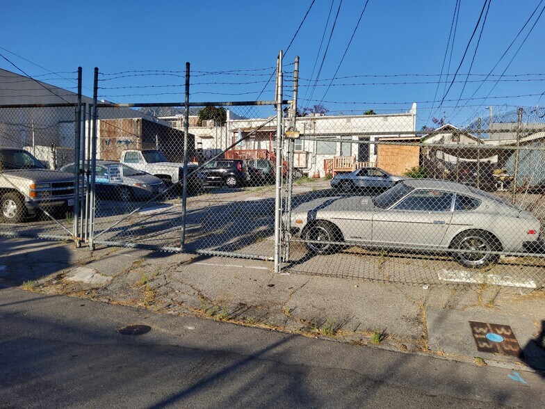 10019-10023 Commerce Ave, Tujunga, CA à vendre - Photo de l’immeuble – Image 2 sur 10