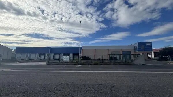 Local d'activités dans Claira à vendre - Photo de l’immeuble – Image 1 sur 4