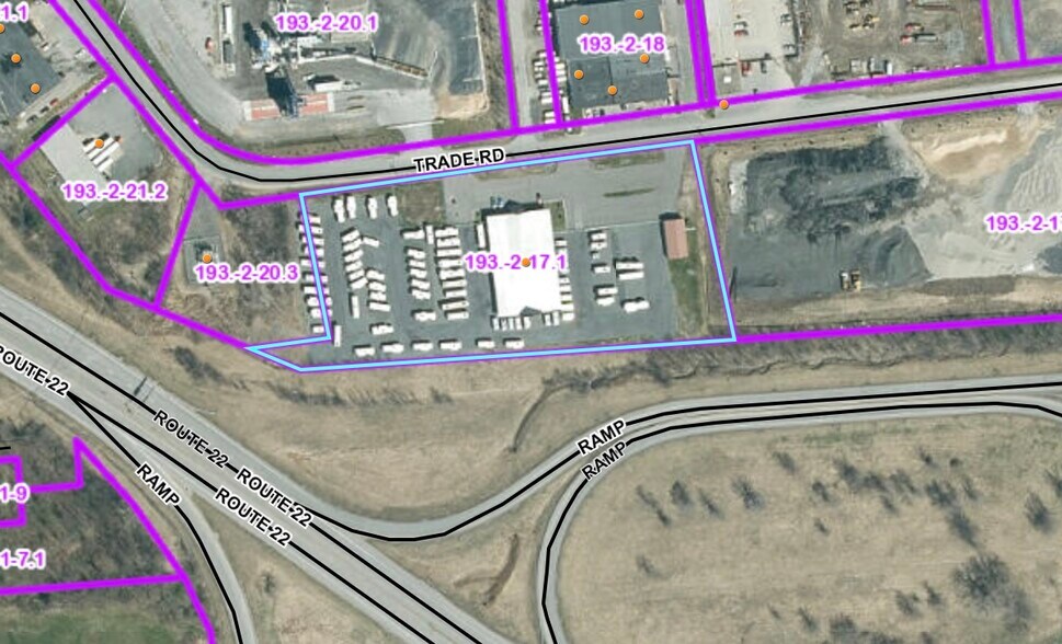 60 Trade Rd, Plattsburgh, NY à louer - Aérien – Image 1 sur 5