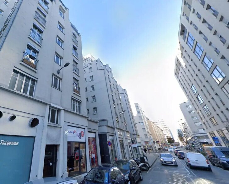 Bureau dans Villeurbanne à louer - Photo de l’immeuble – Image 1 sur 3