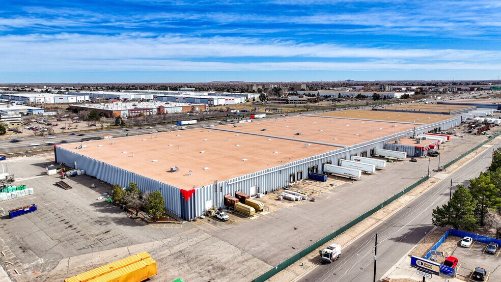 11275 E 40th Ave, Denver, CO à louer - Photo de l’immeuble – Image 2 sur 17