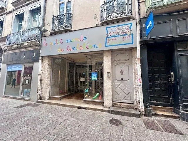 Local commercial dans Chalon-sur-Saône à louer - Photo de l’immeuble – Image 2 sur 4