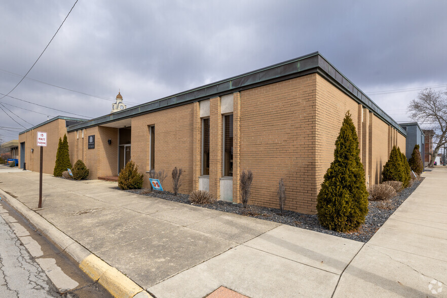 30 S Oak St, London, OH à louer - Photo de l’immeuble – Image 1 sur 1