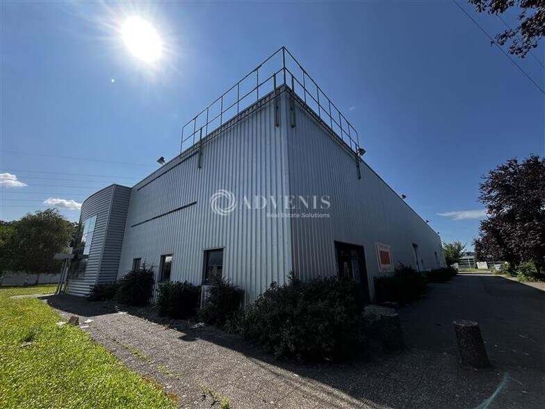 Local d’activités dans Eckbolsheim à louer - Photo de l’immeuble – Image 1 sur 7