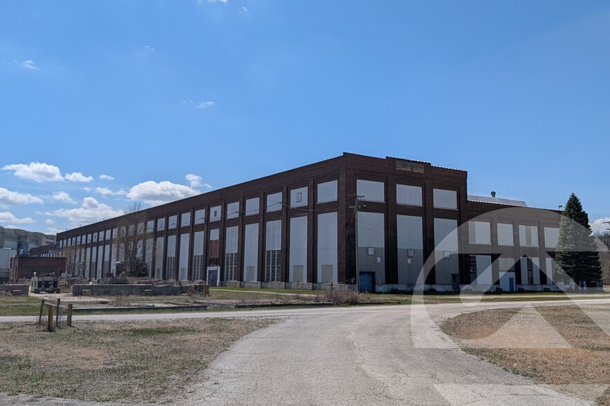 409 W Jameson Ave, Battle Creek, MI à louer - Photo de l’immeuble – Image 2 sur 2