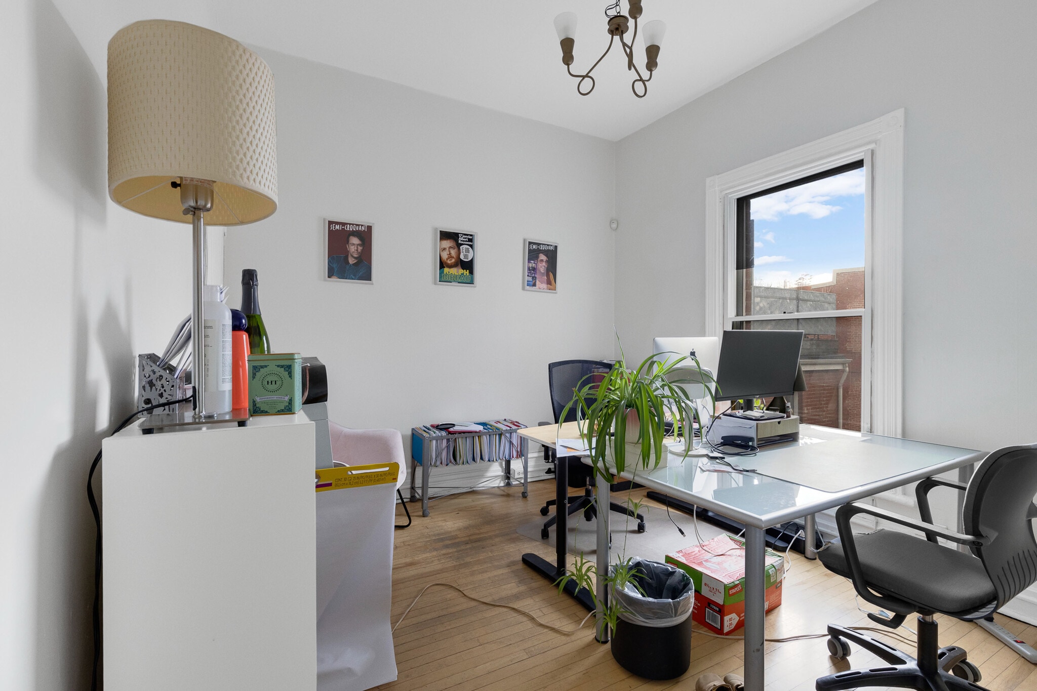 342 Rue Sherbrooke E, Montréal, QC à louer Photo de l’immeuble– Image 1 sur 4