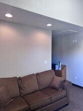 33490-33492 Oak Glen Rd, Yucaipa, CA à louer Photo intérieure– Image 1 sur 5