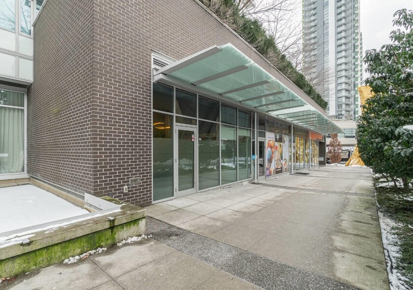 497 Marine Dr SW, Vancouver, BC à louer - Photo principale – Image 1 sur 1