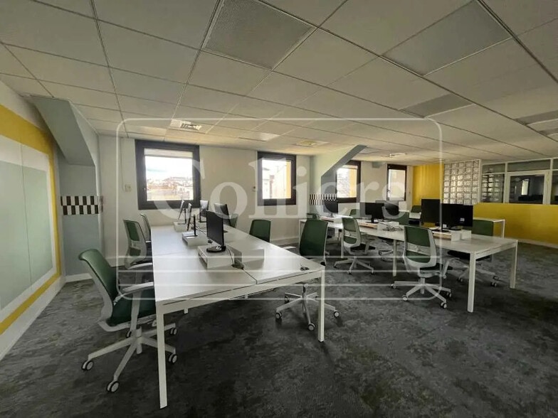 Bureau dans Marseille à louer - Photo de l’immeuble – Image 3 sur 5