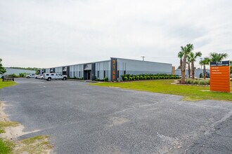 7148 Cross County Rd, Charleston, SC à louer Photo intérieure– Image 1 sur 5