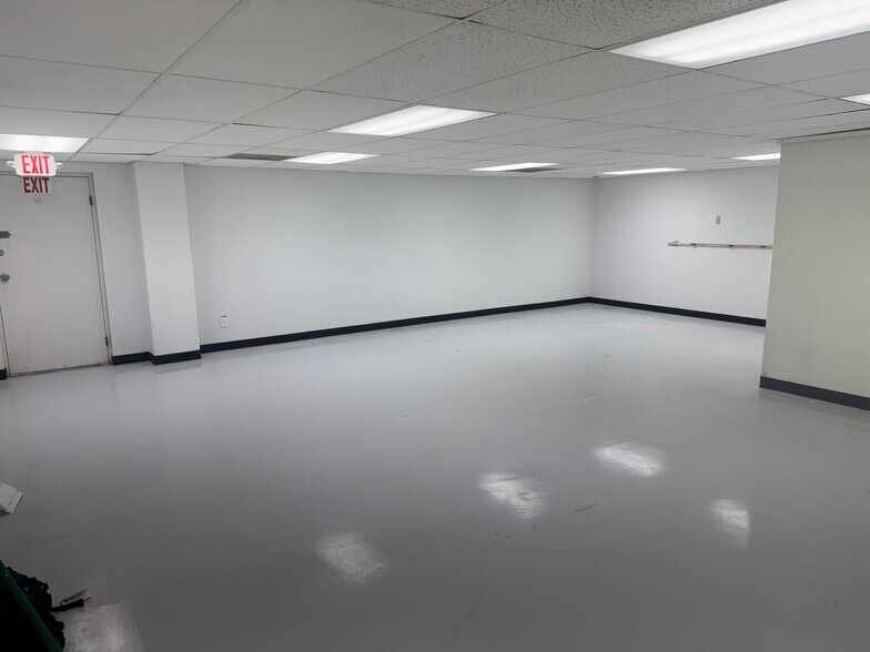 621 N Grimes St, Hobbs, NM à louer - Photo de l’immeuble – Image 2 sur 8
