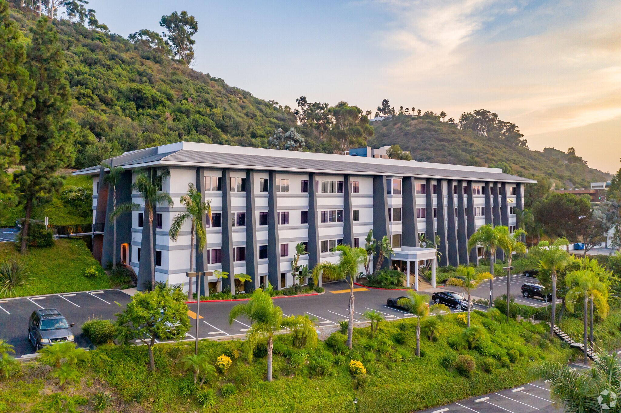 2525 Camino del Rio S, San Diego, CA à louer Photo principale– Image 1 sur 5