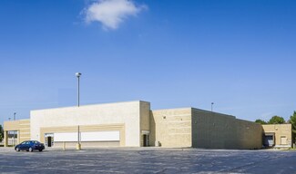 Plus de détails pour 3880 E Main St, St Charles, IL - Local commercial à louer