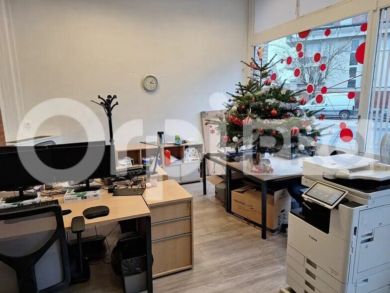 Bureau dans Senlis à louer - Photo de l’immeuble – Image 3 sur 11